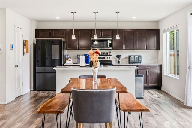 15187 Iverson Loop SE, Yelm, WA 98597