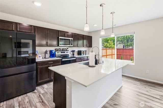 15187 Iverson Loop SE, Yelm, WA 98597