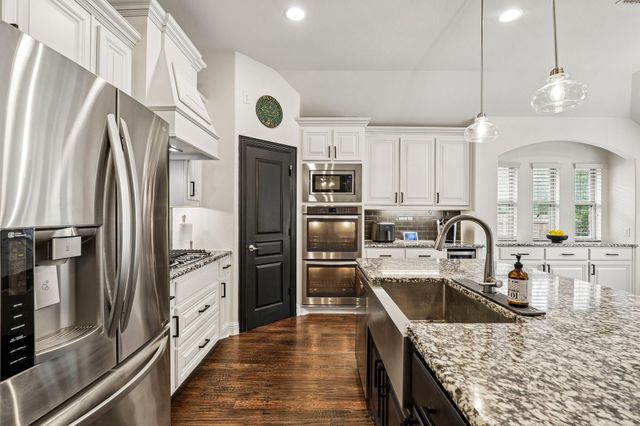 5220 Edgebrook Way, Fort Worth, TX 76244