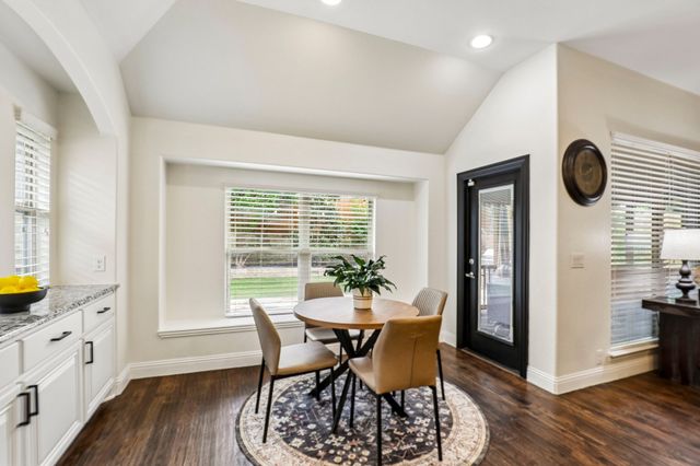 5220 Edgebrook Way, Fort Worth, TX 76244