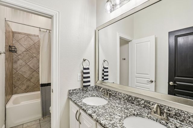 5220 Edgebrook Way, Fort Worth, TX 76244