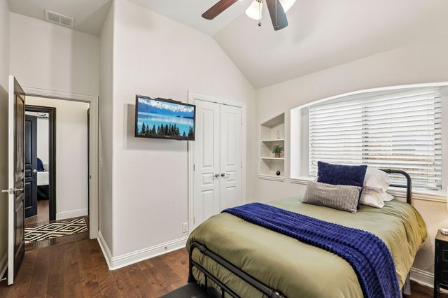 5220 Edgebrook Way, Fort Worth, TX 76244