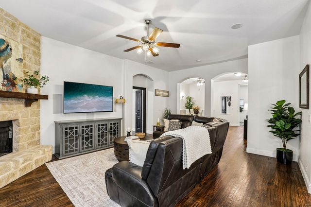 5220 Edgebrook Way, Fort Worth, TX 76244