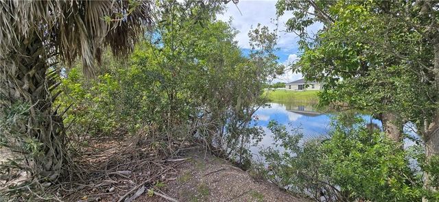 1315 NW 8th TER, Cape Coral, FL 33993