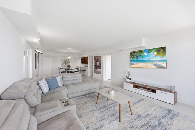 2773 S Ocean Boulevard 5140, Palm Beach, FL 33480