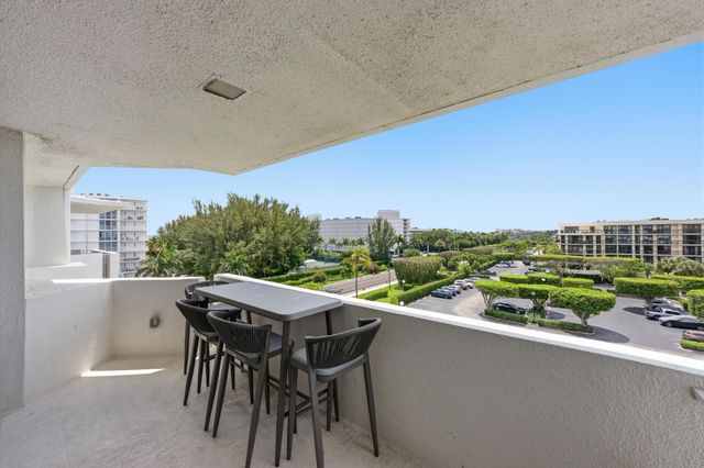 2773 S Ocean Boulevard 5140, Palm Beach, FL 33480
