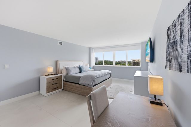 2773 S Ocean Boulevard 5140, Palm Beach, FL 33480