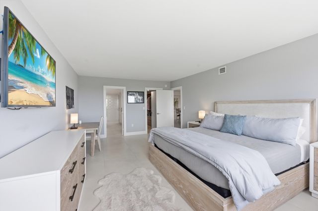 2773 S Ocean Boulevard 5140, Palm Beach, FL 33480