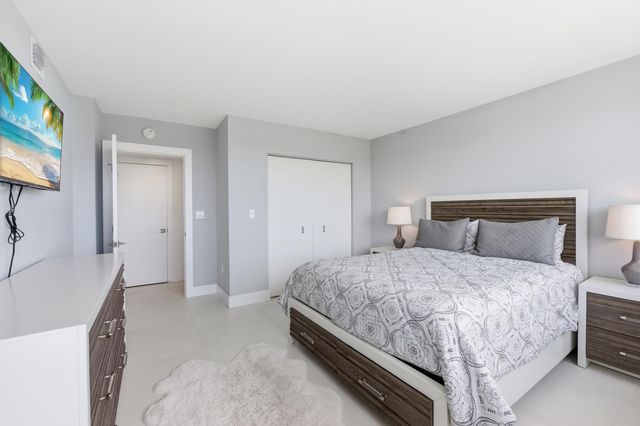 2773 S Ocean Boulevard 5140, Palm Beach, FL 33480