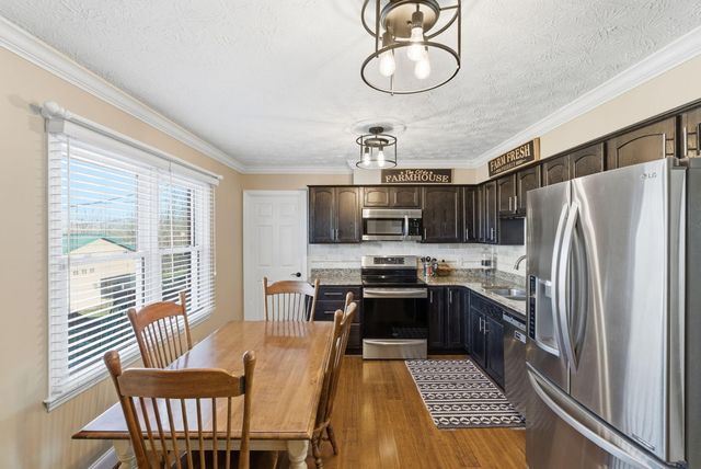 204 Rolling Acres Drive, Nicholasville, KY 40356