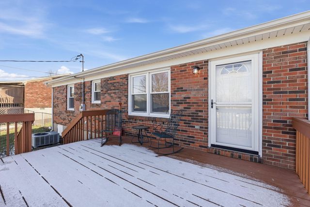 204 Rolling Acres Drive, Nicholasville, KY 40356