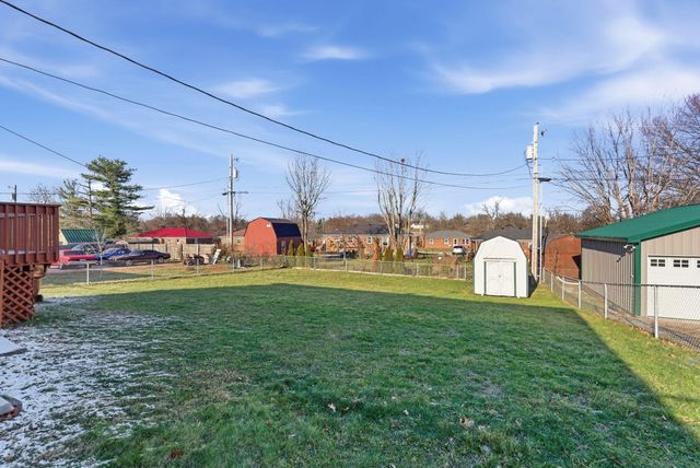 204 Rolling Acres Drive, Nicholasville, KY 40356