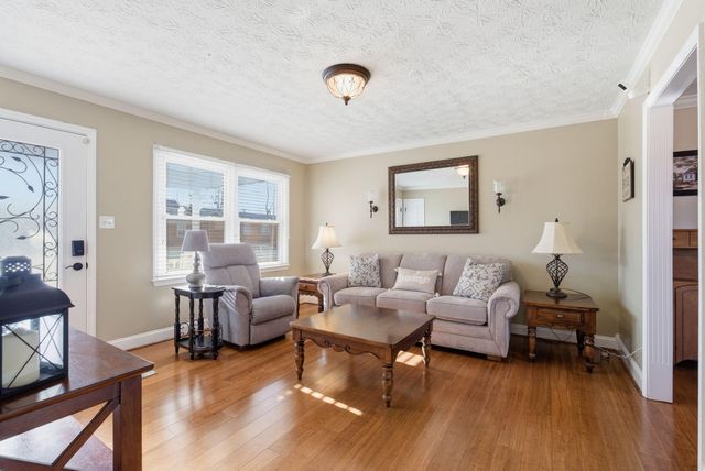 204 Rolling Acres Drive, Nicholasville, KY 40356