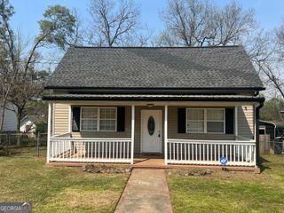 145 Peachtree Street, Griffin, GA 30223