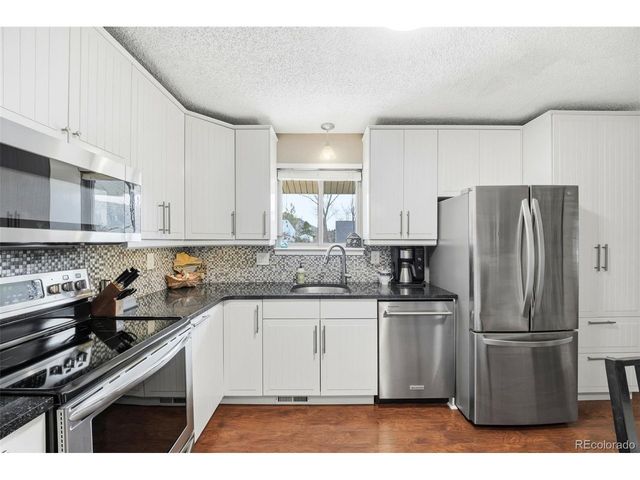 805 Gigi St, Castle Rock, CO 80104