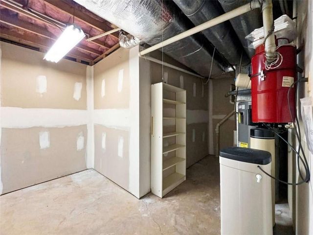4345 Hambrick Place, Stone Mountain, GA 30083