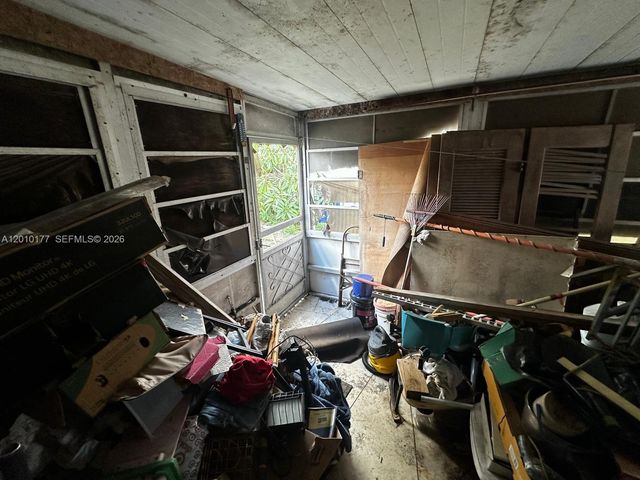 55 NE 171st Ter, North Miami Beach, FL 33162