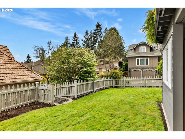 4088 ORCHARD Dr, Lake Oswego, OR 97035