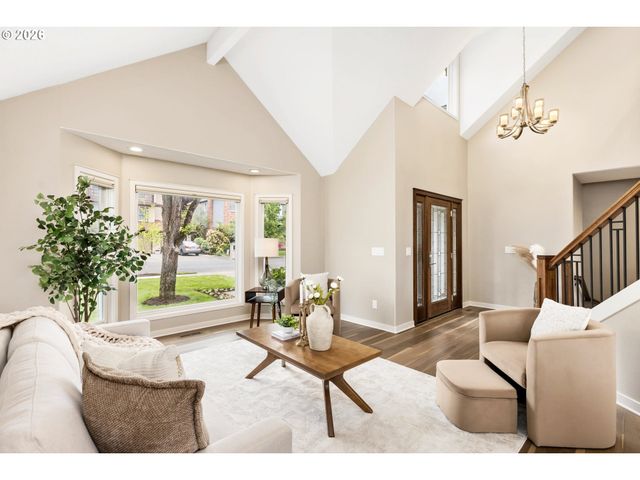 4088 ORCHARD Dr, Lake Oswego, OR 97035