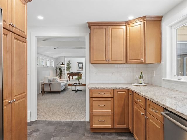 47 Harold Parker Rd, Andover, MA 01810