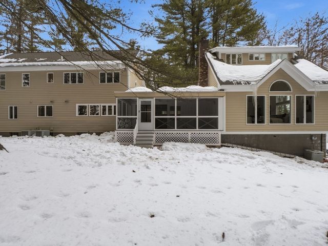 47 Harold Parker Rd, Andover, MA 01810