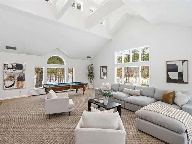 47 Harold Parker Rd, Andover, MA 01810