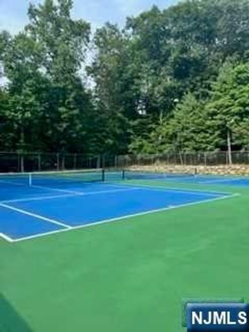 1417 Faulkner Court, Mahwah, NJ 07430