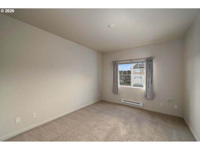 590 Nw LOST SPRINGS Ter 403, Portland, OR 97229