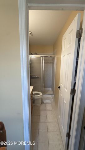 8 Bonnie Drive, Middletown, NJ 07748