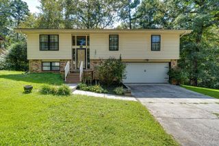 670 Charbell Street, Hixson, TN 37343