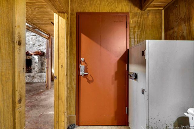 360 Kirk Ln, Bulverde, TX 78163