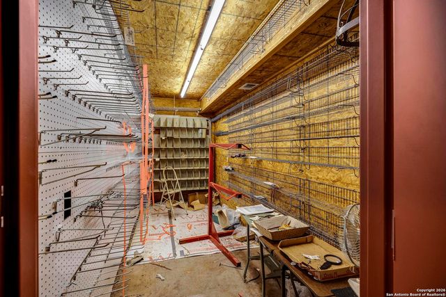 360 Kirk Ln, Bulverde, TX 78163