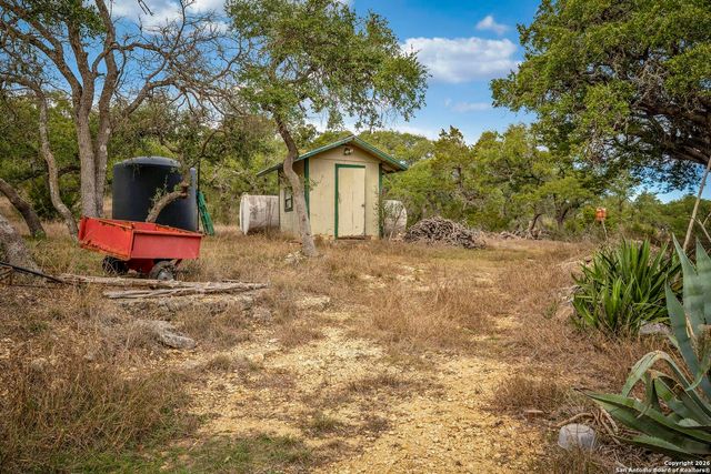 360 Kirk Ln, Bulverde, TX 78163