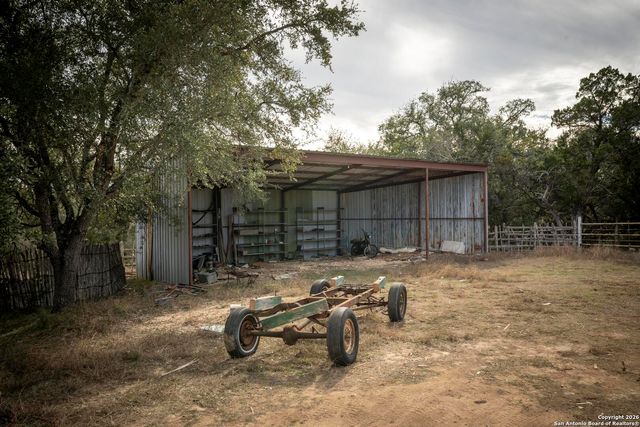 360 Kirk Ln, Bulverde, TX 78163