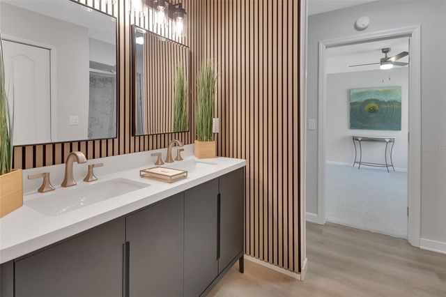 1563 S ELSASSER STREET, Deland, FL 32720