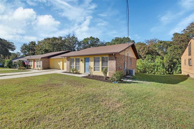 1563 S ELSASSER STREET, Deland, FL 32720