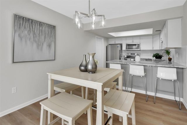 1563 S ELSASSER STREET, Deland, FL 32720