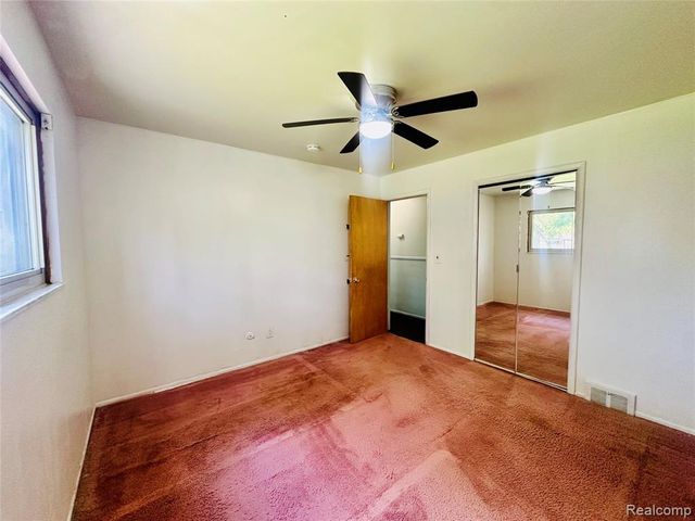 26373 Curie Avenue, Warren, MI 48091