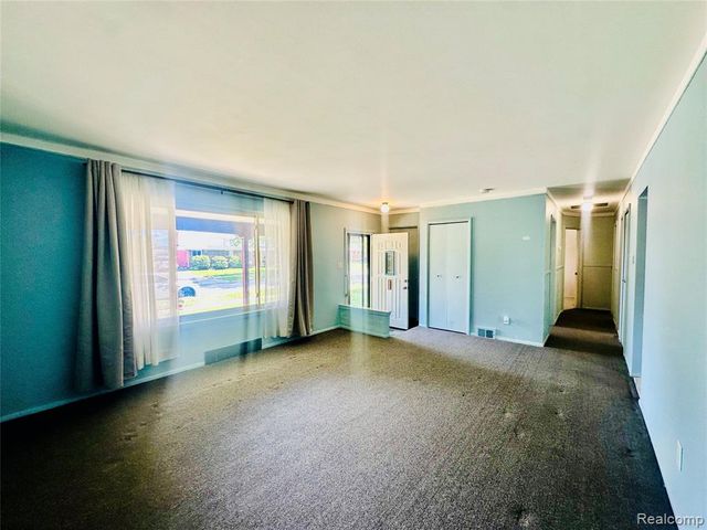 26373 Curie Avenue, Warren, MI 48091