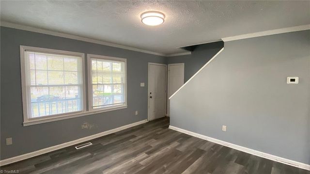 3808 Spring Branch Drive, Winston-salem, NC 27107