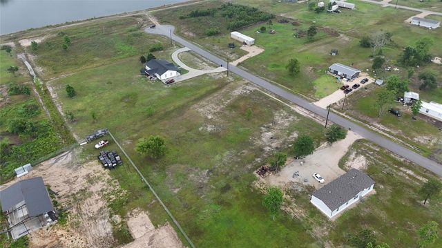 211 Road 48624, Dayton, TX 77535
