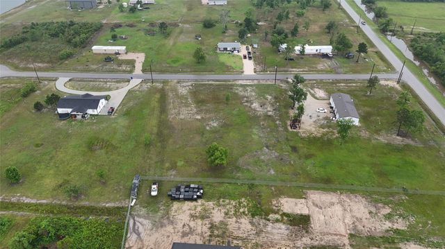 211 Road 48624, Dayton, TX 77535