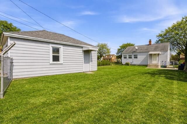 3803 S Lenox STREET, Milwaukee, WI 53207