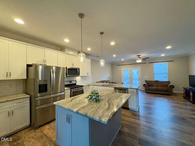 2223 Chattering Lory Lane, Apex, NC 27502