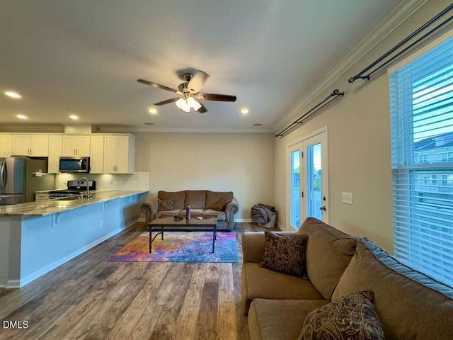 2223 Chattering Lory Lane, Apex, NC 27502