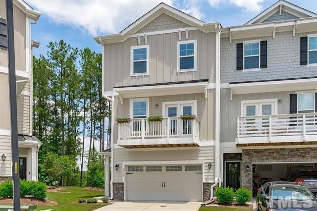 2223 Chattering Lory Lane, Apex, NC 27502