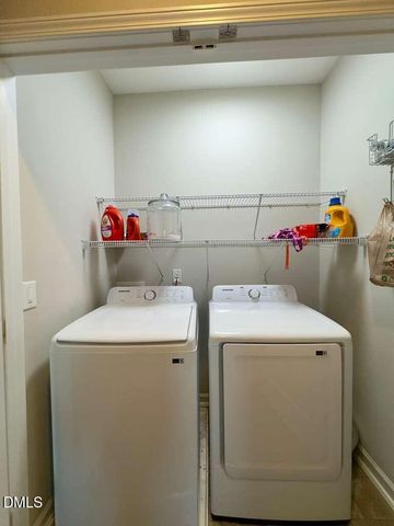 2223 Chattering Lory Lane, Apex, NC 27502