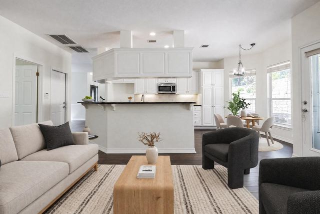 6102 Bon Terra DR, Austin, TX 78731