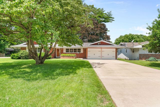 1159 South Belcrest Avenue, Springfield, MO 65804