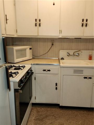 800 Ohio Avenue, Kansas City, KS 66101